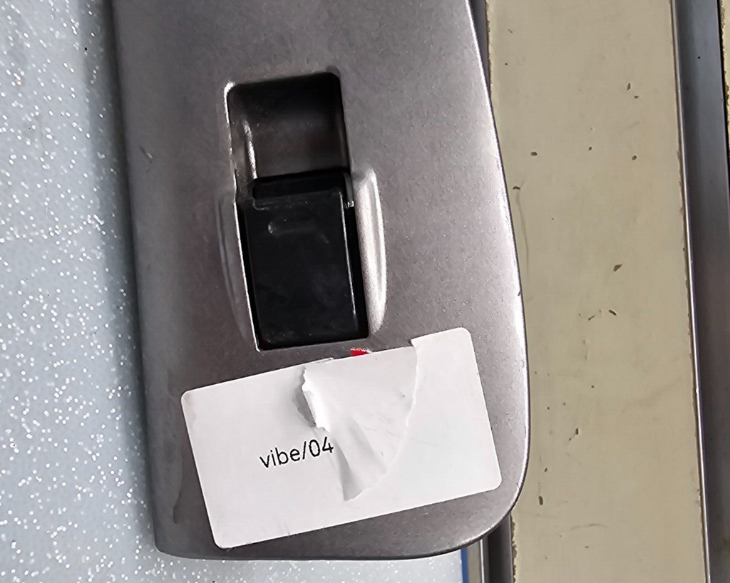 🔥03-08 Matrix Corolla Vibe Right Passenger Power Window Switch Assembly Silver