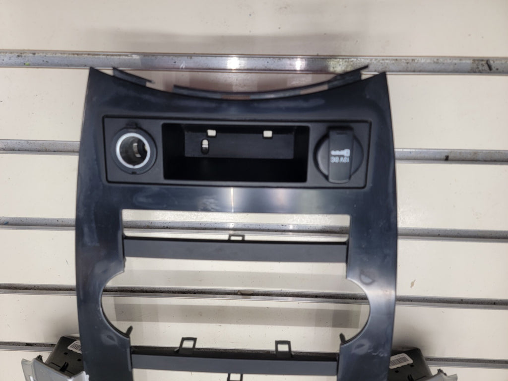 🔥2008-2010 Jeep Grand Cherokee Radio Bezel Center Dash Trim Temperature Control