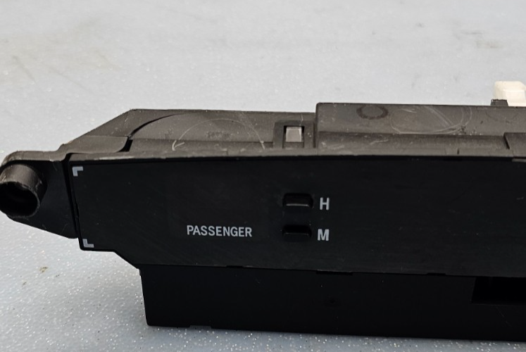 🔥02-04 Camry Dash Digital Clock Hour Minute Time Display E/M Switch Assembly