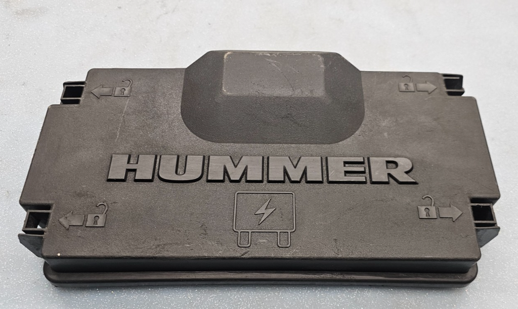 🔥2006 HUMMER H3 FRONT ENGINE MULTIUSE FUSE RELAY JUNCTION ID UPPER COVER