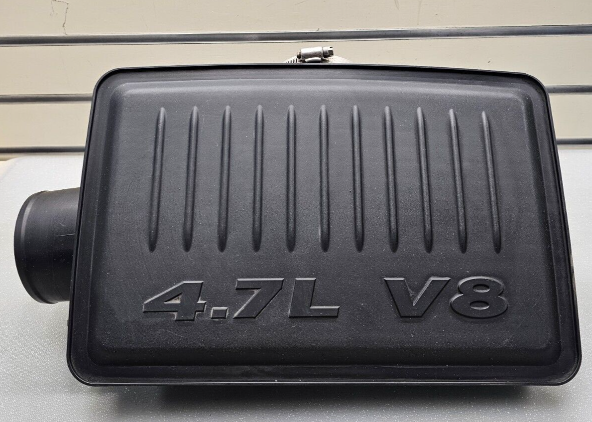06-07 Jeep Commander Grand Cherokee 4.7L V8 Air Box Resonator OEM/JC