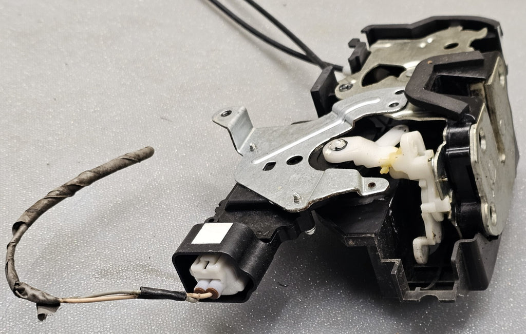 🔥04-12 Chevy Colorado GMC Canyon Right Front Door Lock Actuator Assembly OEM