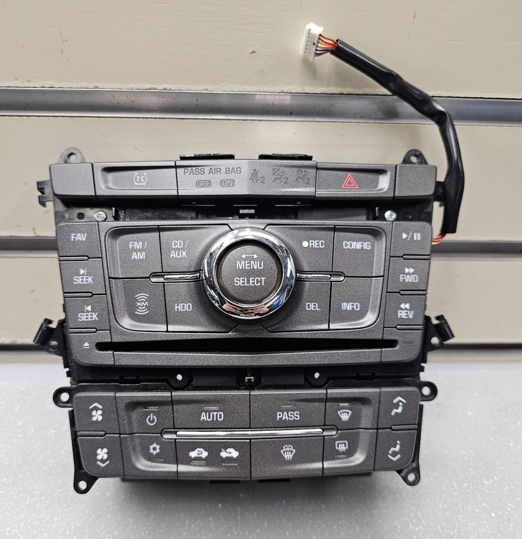 🔥10-12 Cadillac SRX HVAC radio Control Panel AM-FM-XM-CD-MP3 opt UYE KA1