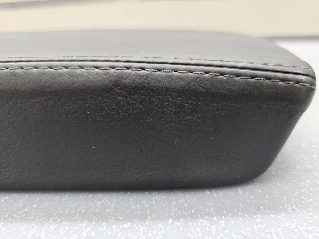 04-08 Acura TSX Center Console Lid Arm Rest Top Pad Cover Assembly Leather Black