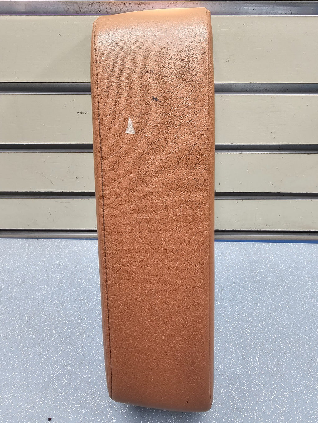 🔥03-05 Infiniti FX35 FX45 Center Console Armrest Lid Cover Top Assembly Brown