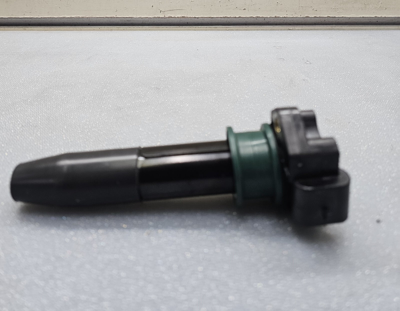 🔥04-05 CADILLAC DEVILLE XLR STS DTS  WHITE TOP NORTHSTAR IGNITION COIL ON PLUG