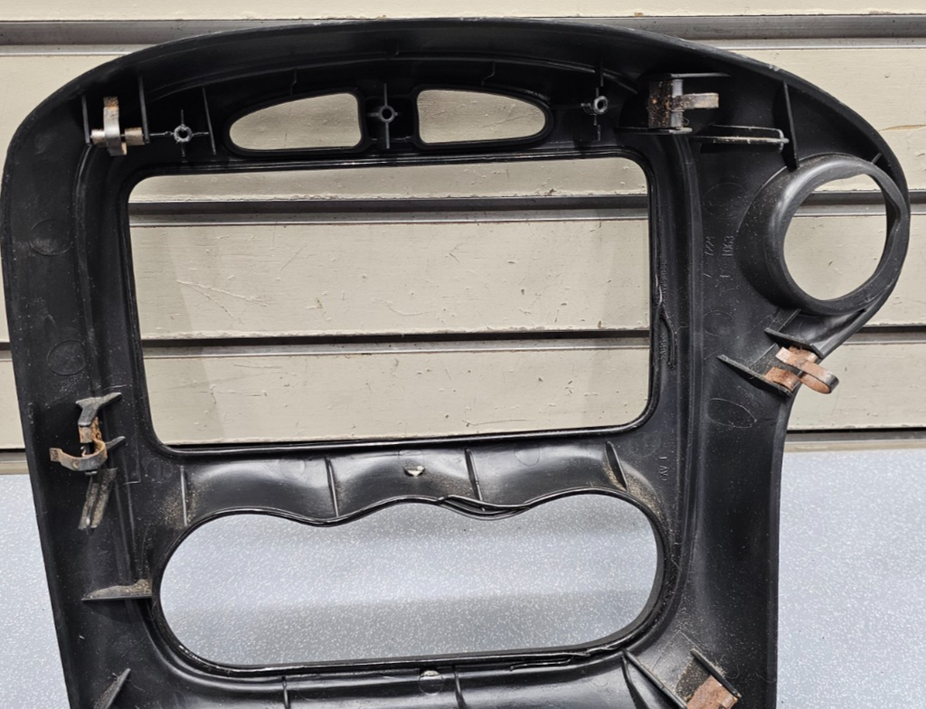 🔥99-05 Pontiac Grand Am Center Dash Radio Climate Bezel Trim Genuine Black OEM