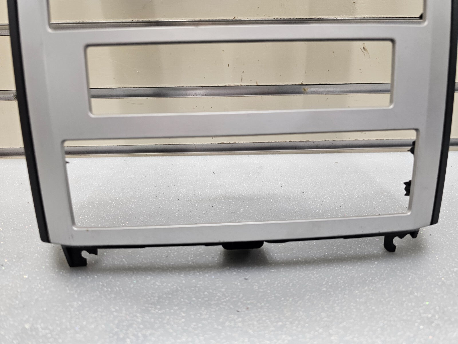 08-10 Grand Caravan Town Country Dash AM FM Radio Stereo Trim Bezel Panel SILVER