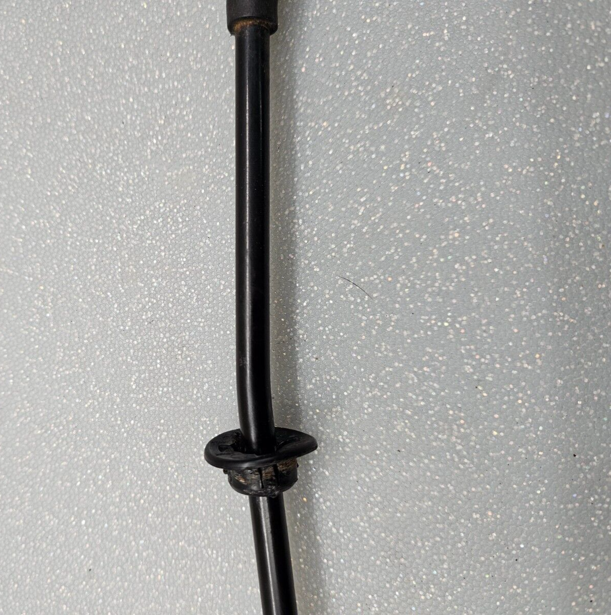 🔥2007-2012 Nissan Versa Hood Prop Rod Support Front OEM