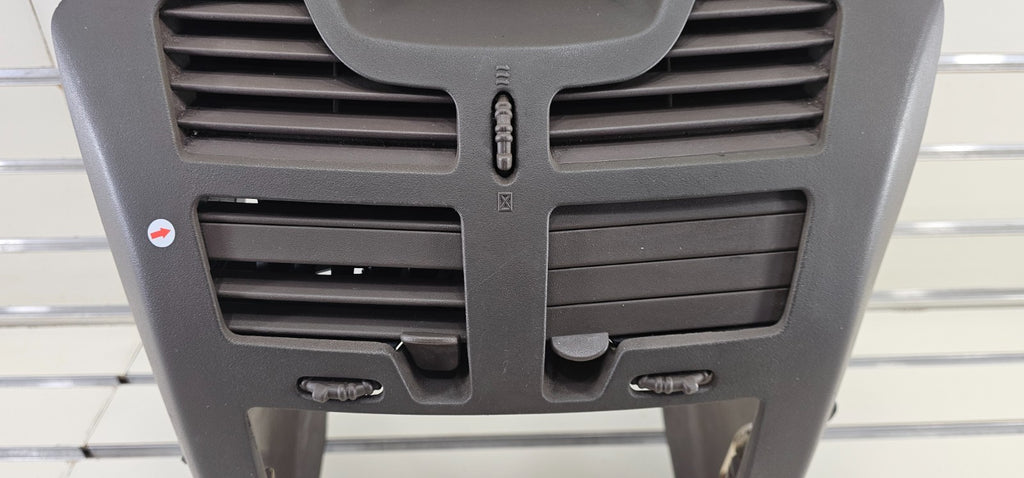 🔥04-07 Chevrolet MALIBU Dash Center RADIO BEZEL Climate Air Vents Trim TAN
