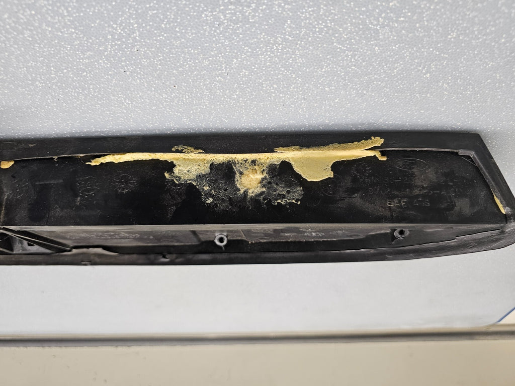 99-07 Ford F250 F350 EXCURSION DOOR PANEL ARMREST LEFT DRIVER HANDLE PULL BLACK