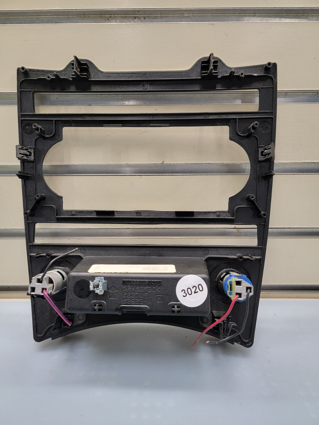 🔥2005-2006 JEEP GRAND CHEROKEE DASH PANEL RADIO SURROUND TRIM BEZEL OEM B70