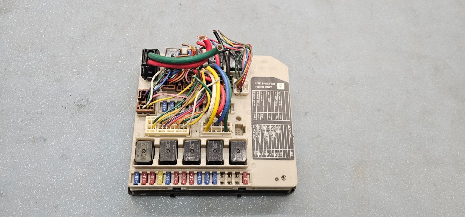 🔥07-12 Nissan Sentra Under Hood IPDM Fuse Box Frame Relay Control Module Unit