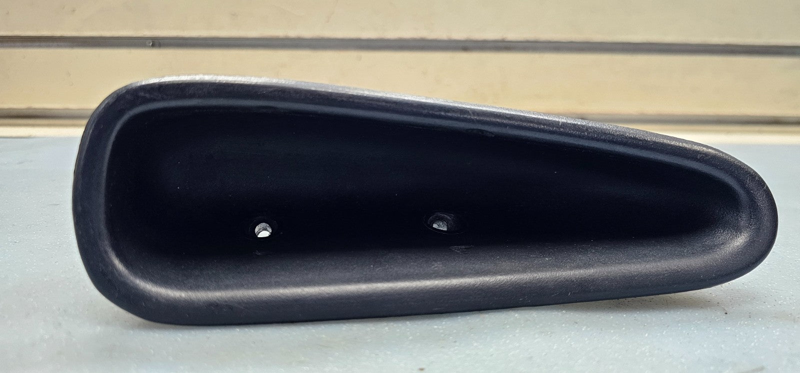 94-01 DODGE RAM 1500 2500 3500 RH PASSENGER INSIDE DOOR HANDLE TRIM INSERT BLACK