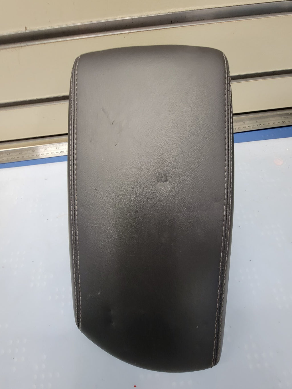 🔥2014-2016 Chevy Malibu Center Console Arm Rest Lid Top Pad Cover Leather Black