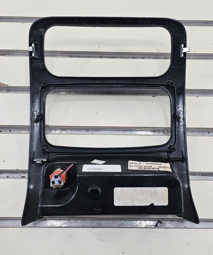 🔥02-07 Liberty KJ Dash FM Radio Climate Display Stereo Bezel Trim Panel Black