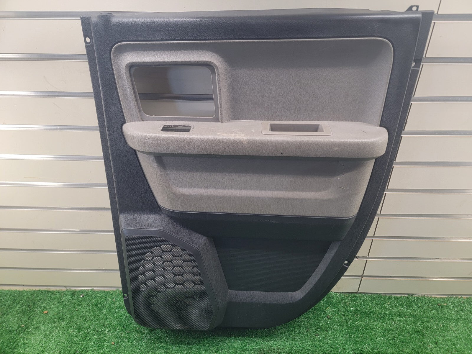 🔥13-18 DODGE RAM 1500 REAR RIGHT SIDE INTERIROR DOOR PANEL COVER TRIM OEM BLACK
