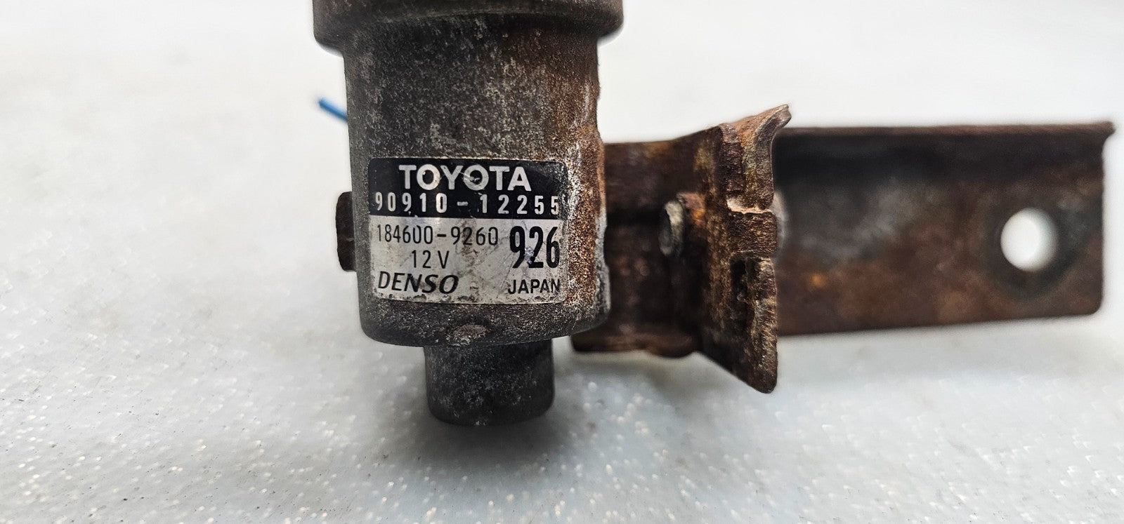 🔥03-06  Toyota Corolla /Matrix Vacuum Switch Valve /TC