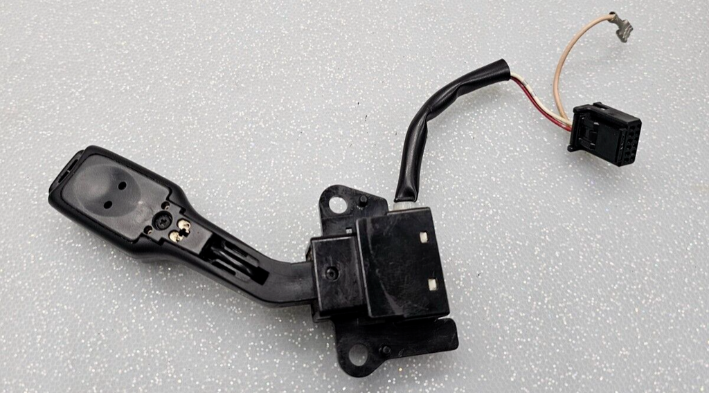 🔥03-08 Toyota Corolla Matrix Vibe Steering Wheel Cruise control Switch Assembly