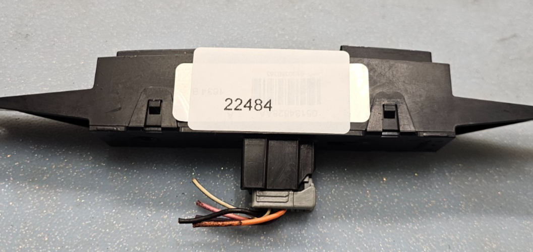 🔥01-07 CARAVAN Grand Caravan Town & Country  warning HAZARD LIGHT SWITCH BLACK