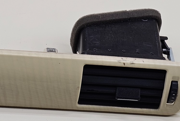 🔥05-09 Five Hundred Taurus Sable Interior Center Dash Panel Bezel Trim LT TAN