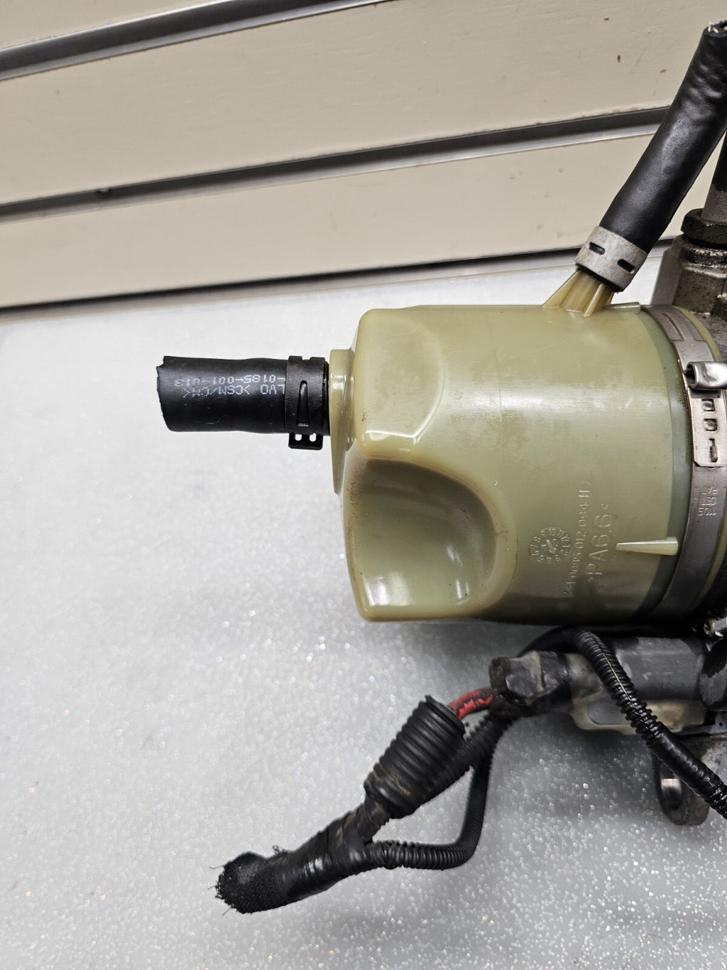 04-13 Volvo S40 C30C70 Electric Power Steering Pump w/Pigtails Upgrade Assembly