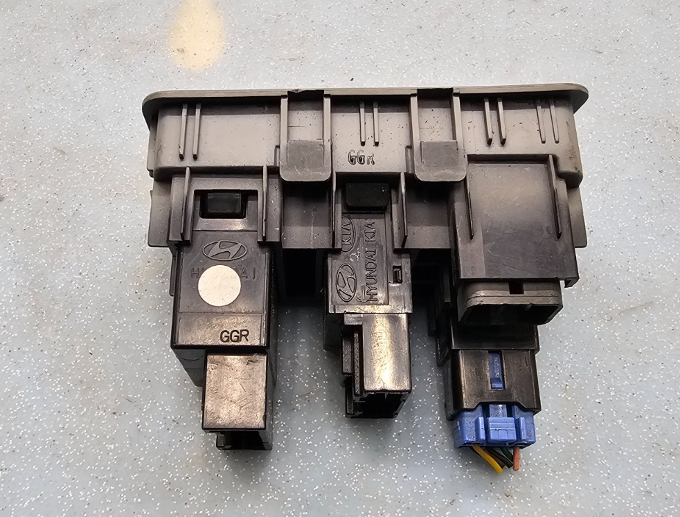 🔥2012-2017 Hyundai Accent OEM Dimmer Active ECO Traction Control Switch Silver
