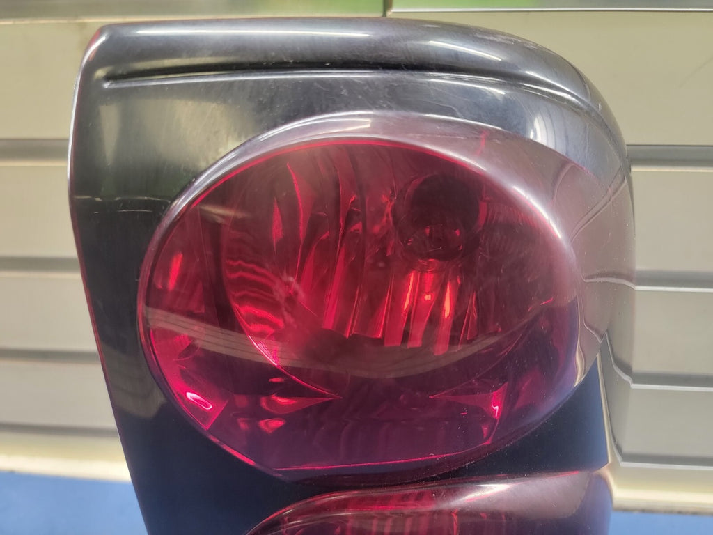 🔥02-09 Chevy TRAILBLAZER REAR Passenger Side Tail Light Assembly Chrome OEM