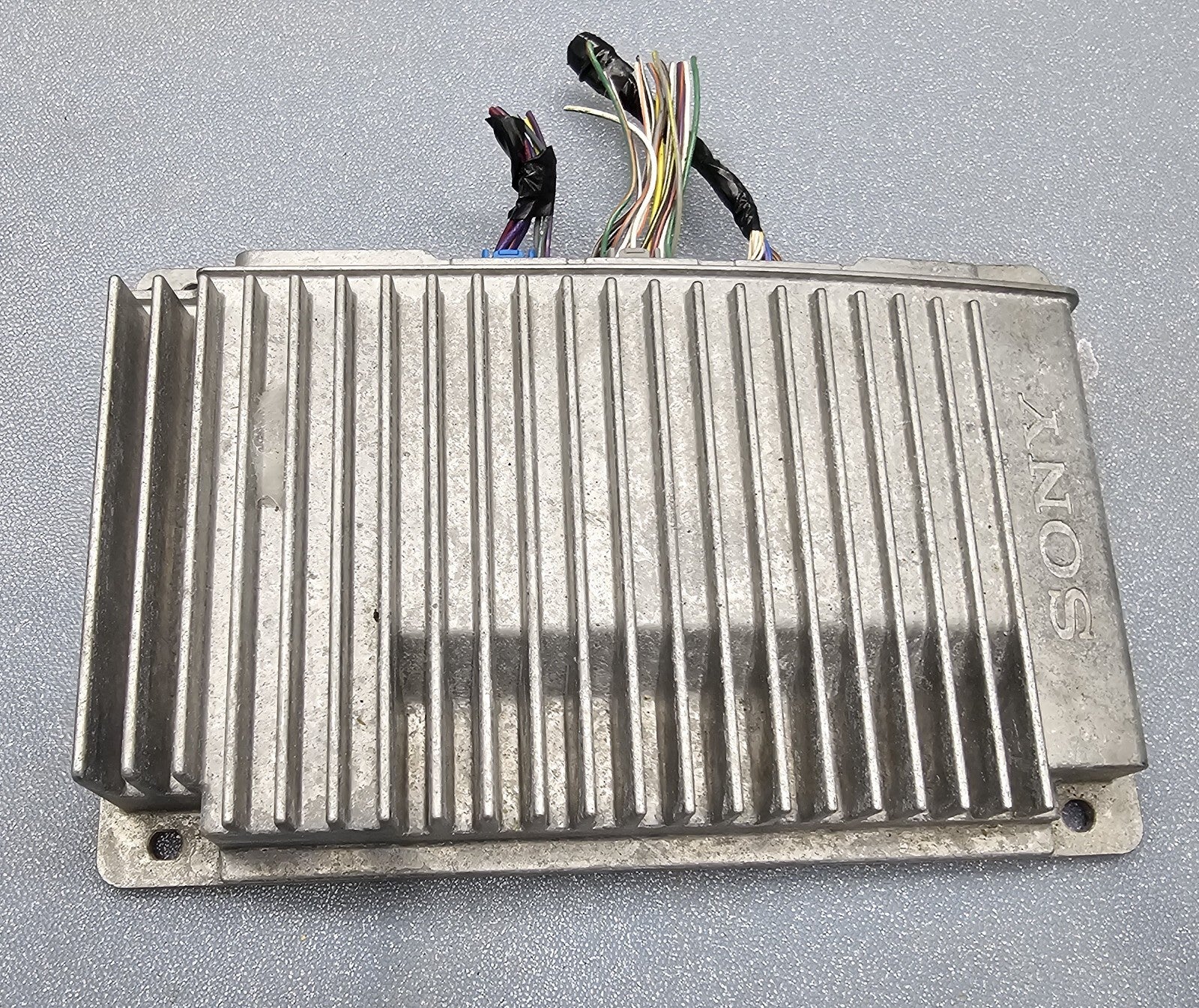 🔥14-16 FORD FOCUS FUSION EDGE ESCAPE SONY AUDIO RADIO STEREO AMPLIFIER MODULE