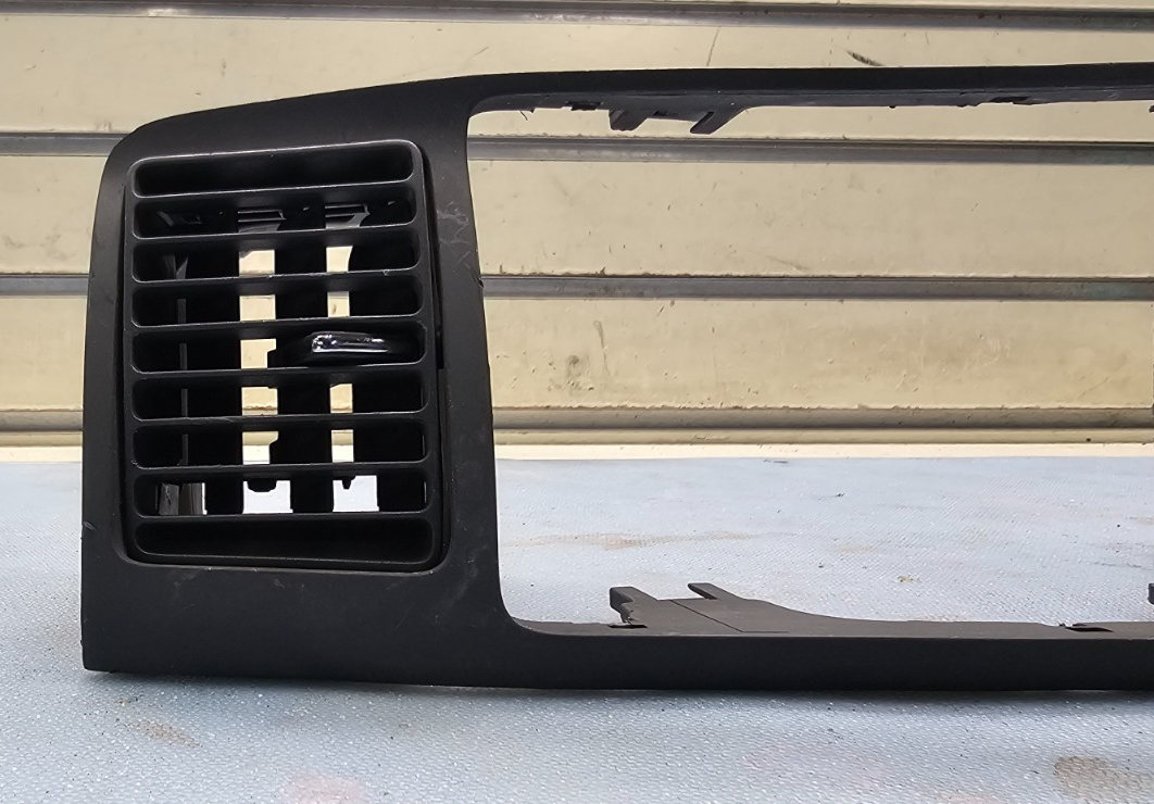 🔥03-08 TOYOTA COROLLA CENTER DASH RADIO STEREO BEZEL TRIM PANEL OEM BLACK B28