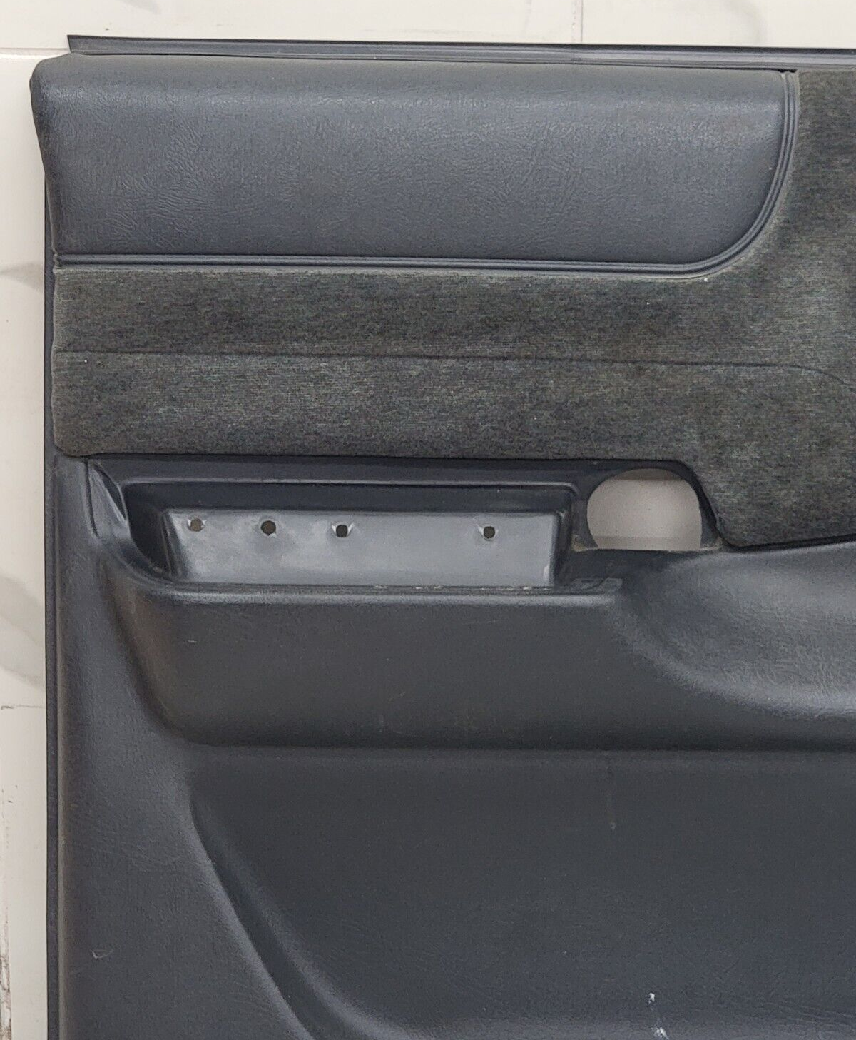 98-04 Chevy Blazer Jimmy S-10 GMC Sonoma Front Door Panels MANUAL OEM LEFT GRAY