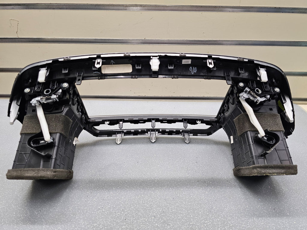 🔥16-18 KIA SORENTO CENTER DASH RADIO SURROUND BEZEL TRIM PANEL Assembly Silver