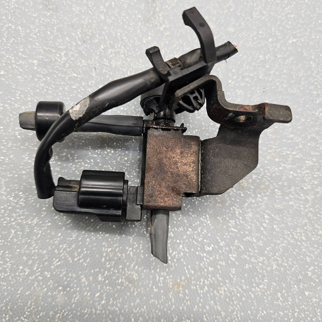 02-06 Honda CRV Acura RSX Bypass Control Valve Solenoid IMRC Intake Manifold OEM