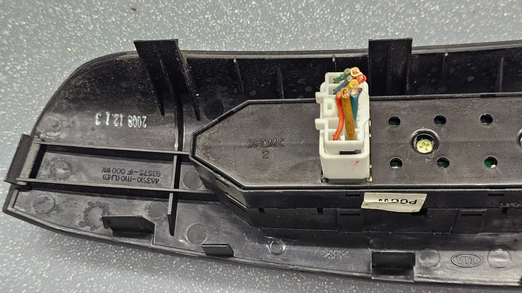 🔥05-10 Kia Sportage Front Right Passenger Window Control Switch Bezel Black OEM