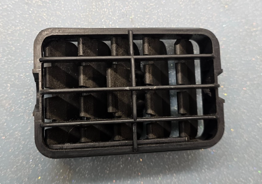 🔥99-06 Silverado Tahoe Dash Right Passenger Air Vent A/C AC HVAC Heater Black