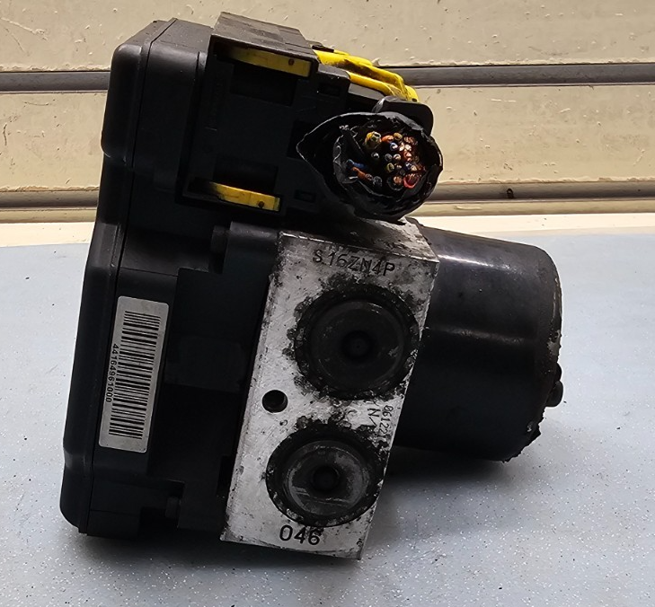 🔥04-09 Hyundai Tucson 05-10 kia Sportage ABS AWD Brake Pump Module Motor Assy