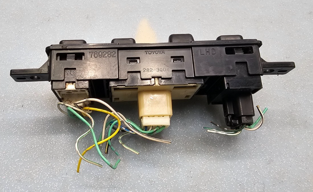 🔥1998-2005 Lexus GS300 Heated Seat Power ECT Snow VSC OFF Switch OEM