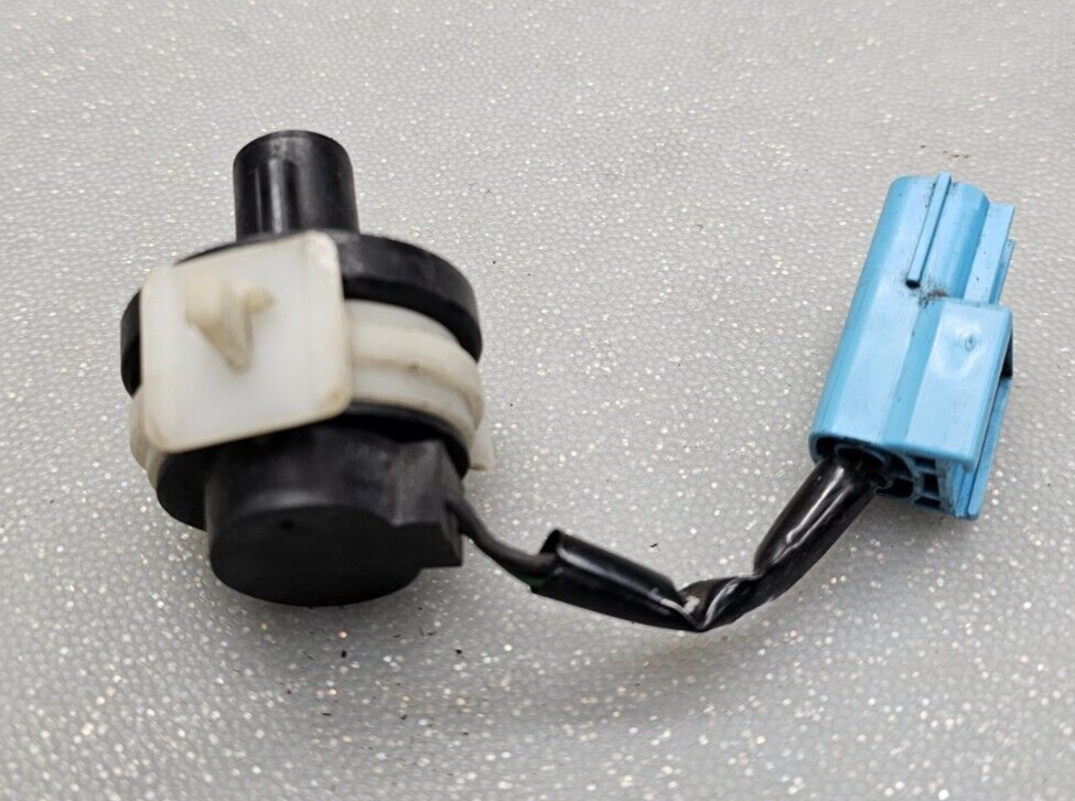 🔥1999-2004 NISSAN PATHFINDER VACUUM SWITCH SWIRL CONTROL VALVE OEM