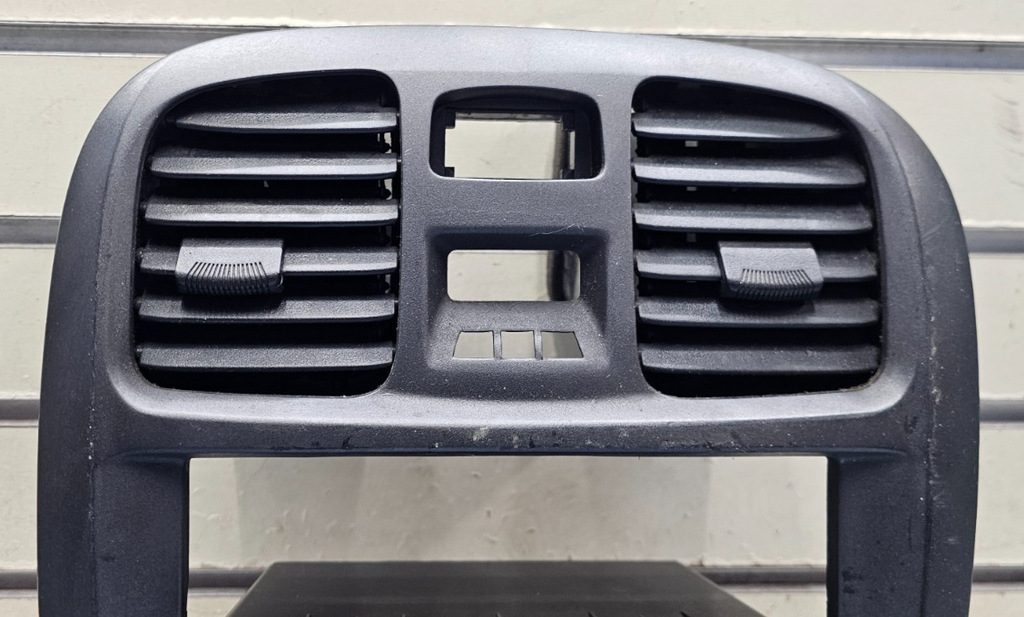 🔥02-05 HYUNDAI SONATA CLIMATE WOOD AC CLIMATE CONTROL SWITCH BEZEL RADIO BLACK