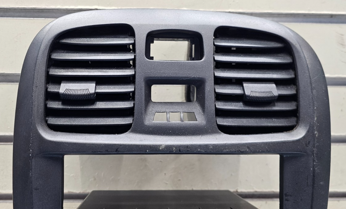 🔥02-05 HYUNDAI SONATA CLIMATE WOOD AC CLIMATE CONTROL SWITCH BEZEL RADIO BLACK