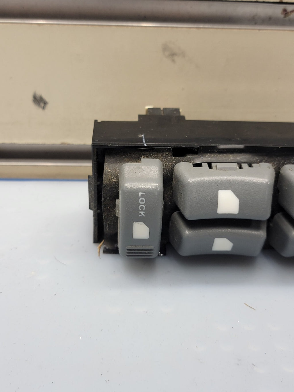 🔥1955-1999 Chevrolet Tahoe Driver Side Right Hand Master Window Switch