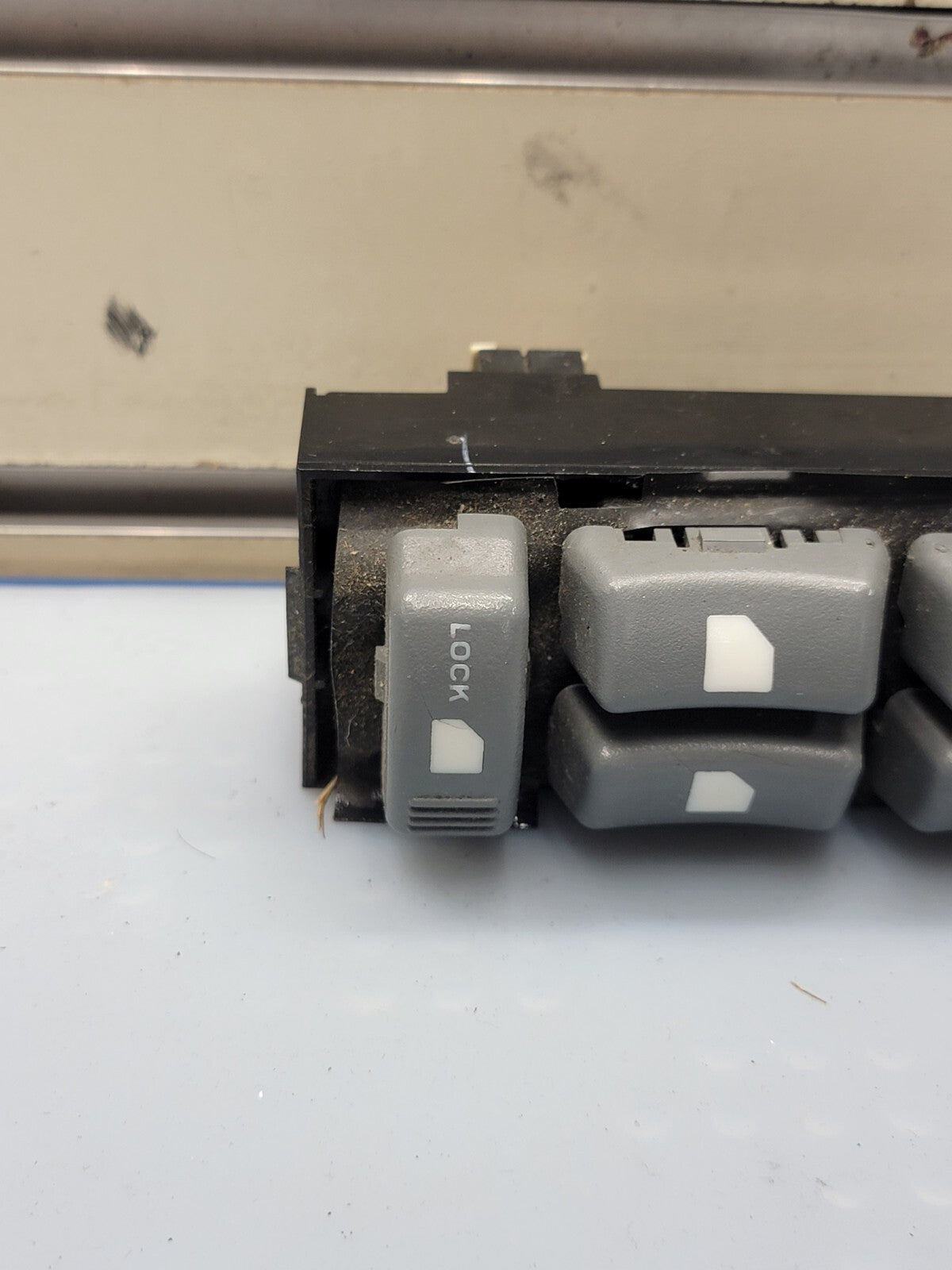 🔥1955-1999 Chevrolet Tahoe Driver Side Right Hand Master Window Switch
