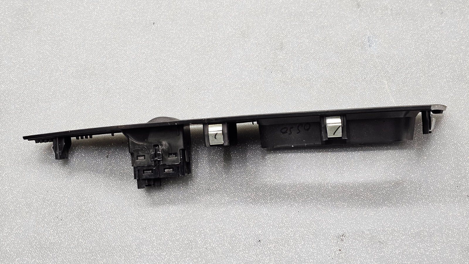 🔥13-16 FORD FUSION REAR LEFT DRIVER WINDOW DOOR CONTROL SWITCH LOCK BLACK OEM