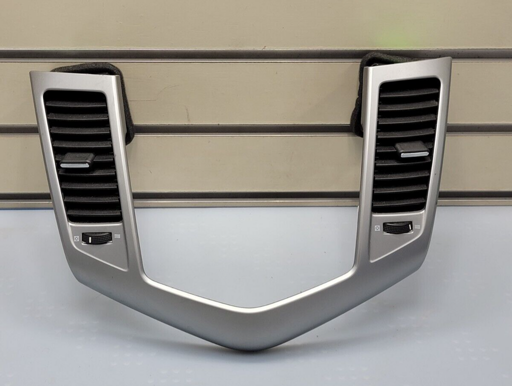 🔥11-15 Chevy Cruze Center Dash Radio Display Audio Stereo Bezel Panel silver