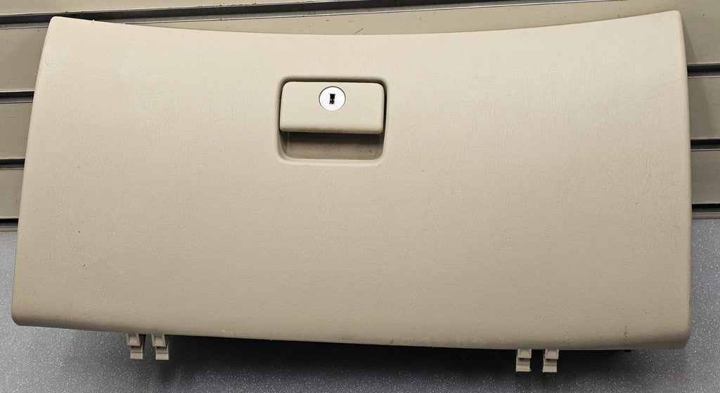 04-08 Solara Dash Glove Box Storage Compartment Instrument Panel Assembly Tan