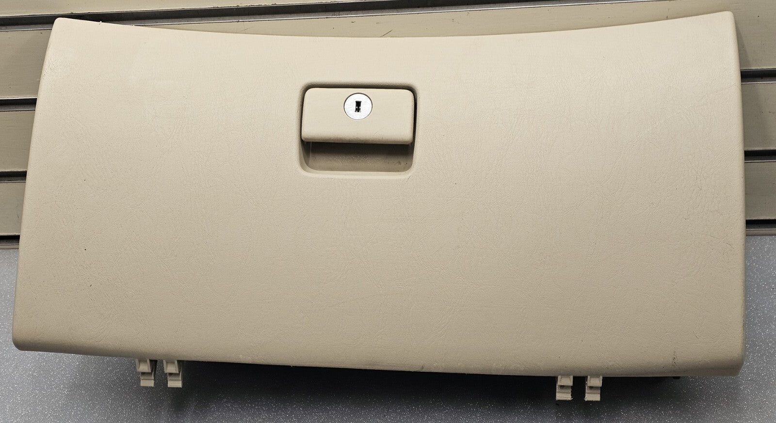 04-08 Solara Dash Glove Box Storage Compartment Instrument Panel Assembly Tan