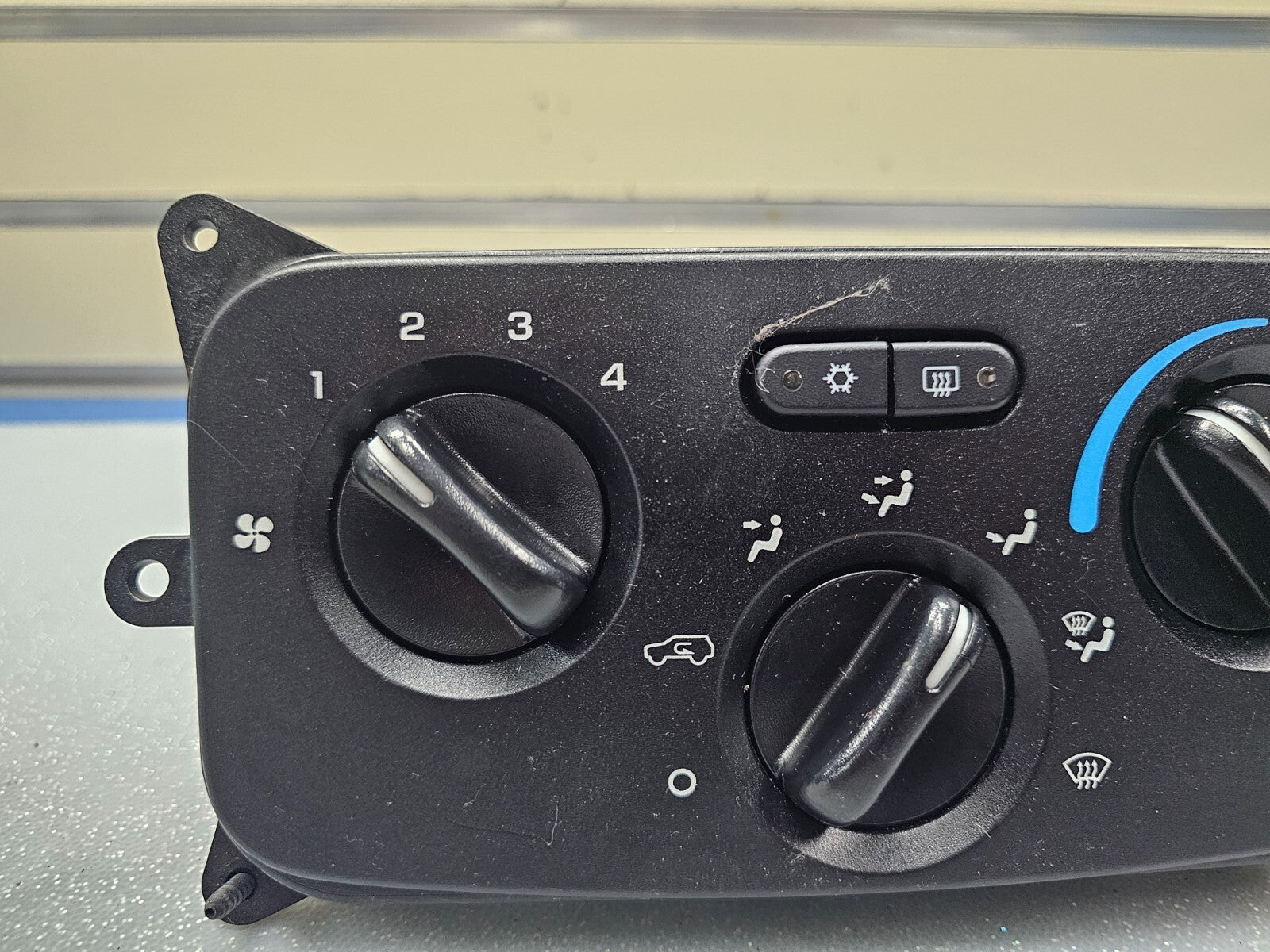 🔥04-07 Jeep Liberty DASH AC Heater Temperature CLIMATE CONTROL UNIT Conditioner