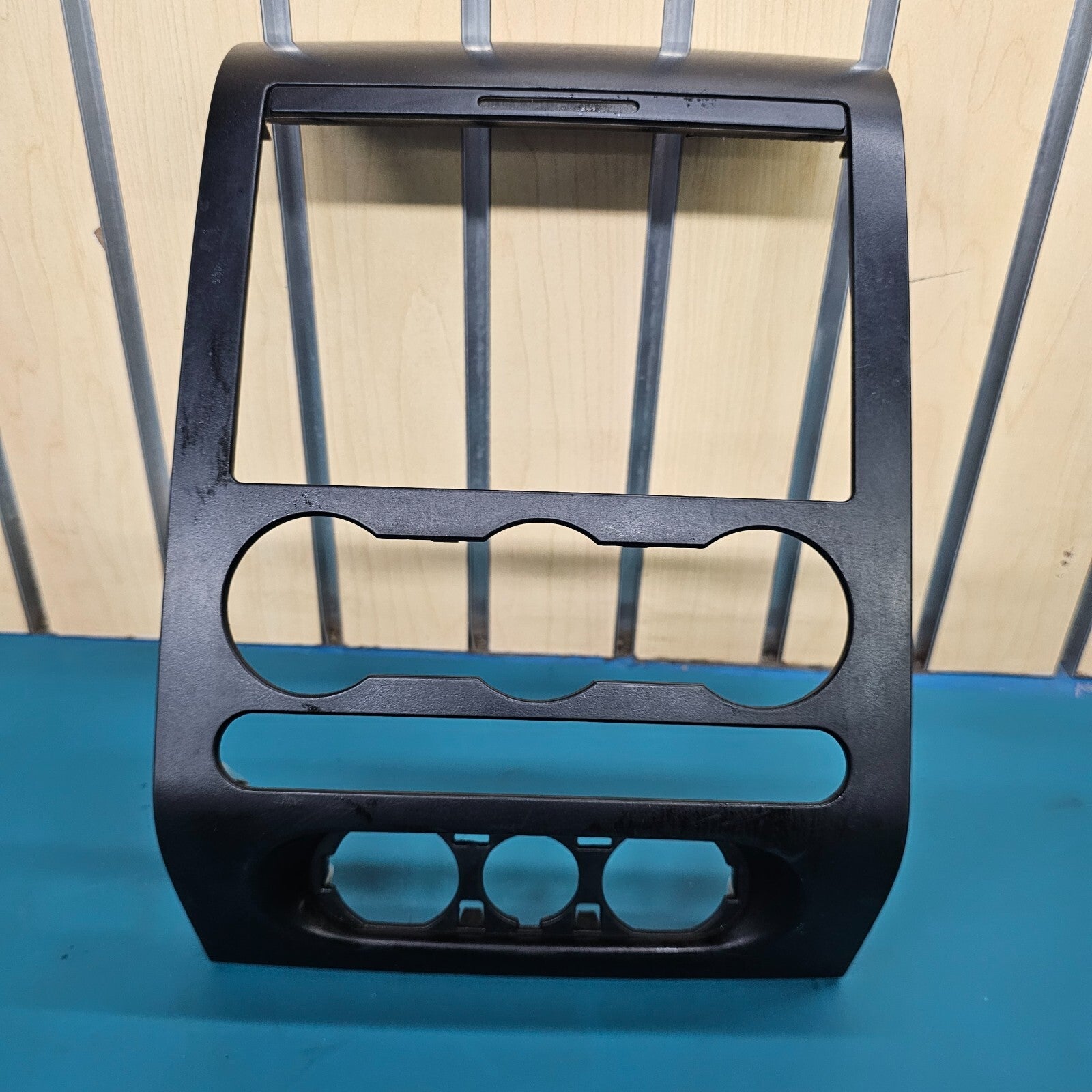 🔥04-08 Ford F-150 Dash Radio Climate Bezel Center Trim Panel BLACK B3