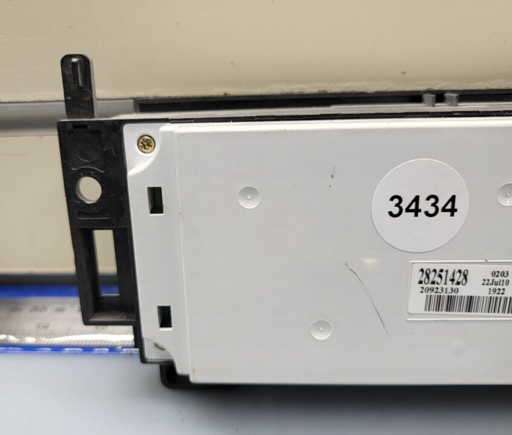 🔥08-12 Chevy Malibu OEM manual AC Heater Climate Control Switch white OEM