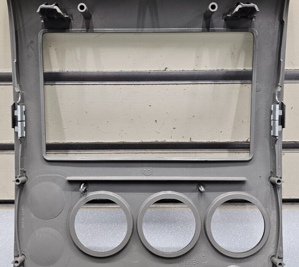 🔥04-07 ARMADA TITAN STEREO RADIO DASH PANEL TRIM CLIMATE CONTROL BEZEL DK GRAY